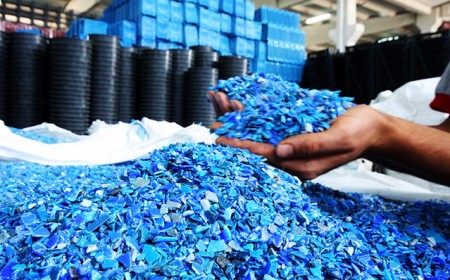 Plastic recycling stock2